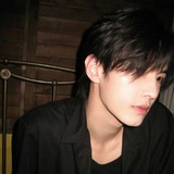 Telegram profile photo for 何与 HE YU.
