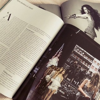 Telegram profile photo for HELLA NICHE GENTLEWOMAN —— HOW LE MAMACITA.