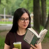Telegram profile photo for Вика в стране книг