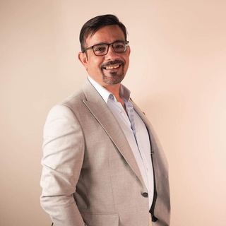 Telegram profile photo for سُلَّم نحو السماء