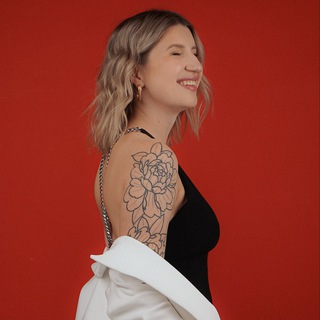 Telegram profile photo for ИИльякова. Маркетинг • Нейросети