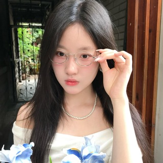 Telegram profile photo for 🇹🇼嚴選人氣客評合集➕Gleezy:tw6895