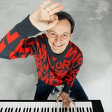 Telegram profile photo for Леонид Молочник 🎶🎹🎤