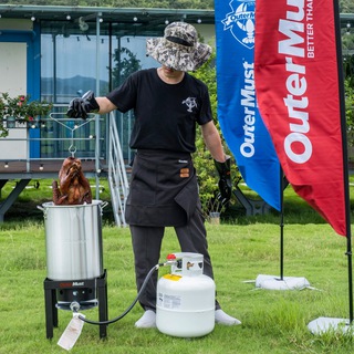 Telegram group profile photo for OuterMust.ru | Чат поддержки