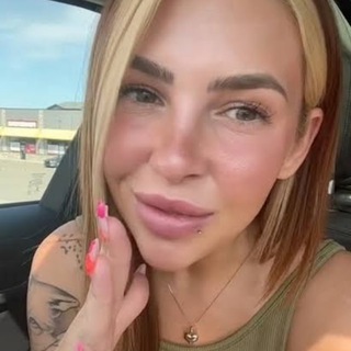Telegram profile photo for Roxy Stylez