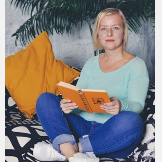 Telegram profile photo for ЛенА 📚 и жизнь и книги и любовь
