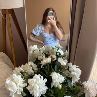 Telegram profile photo for Энн Виш в диком саду