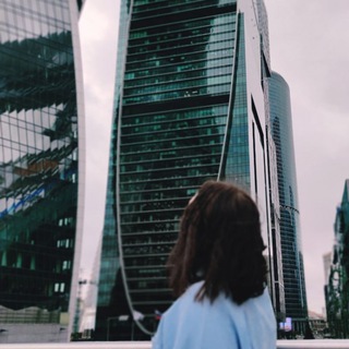 Telegram profile photo for Minalori | эмоциональные крылатые качели