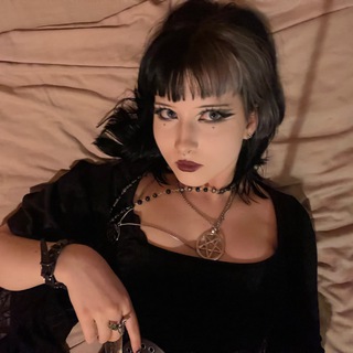 Telegram profile photo for Все дальше от бога