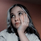 Telegram profile photo for Elis Airon || Книжный бес📚