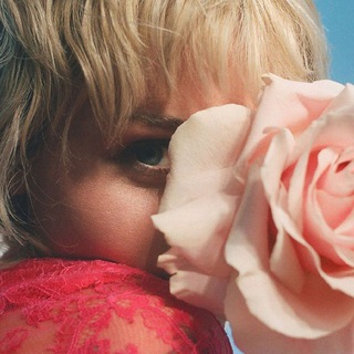 Telegram profile photo for Miley Cyrus | مایلی سایرس