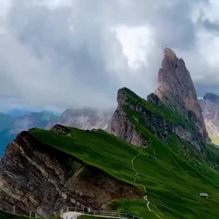Telegram profile photo for Удивительная Земля