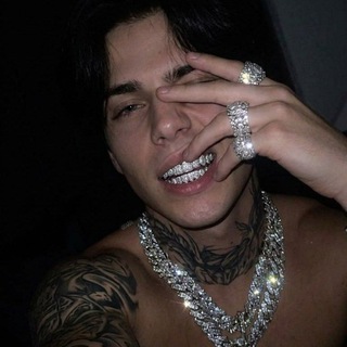 Telegram profile photo for 𝕽𝖎𝖈𝖐𝖞/Сталкерша Kefir‘s