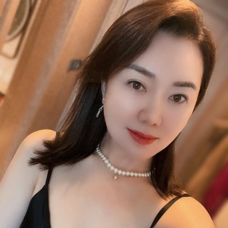 Telegram profile photo for 岑阿姨的私密花园-抓龙筋