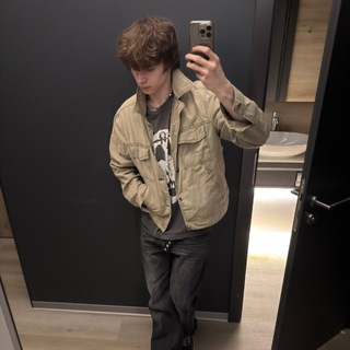 Telegram profile photo for Apilat