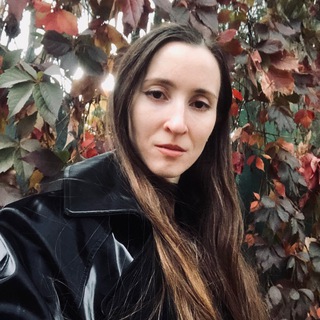 Telegram profile photo for Алёна дизайнит и рефлексирует