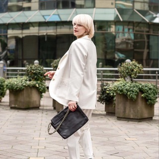 Telegram profile photo for Анна Карелина | Загородная недвижимость Сочи