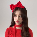 Telegram profile photo for 🔒 h͟͟o͟͟l͟͟ding sullyoon's hand ✧˚