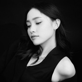 Telegram profile photo for “RAVENDJA” ( ... ) IIX. ᛏᚹᛟ ᛒᛖᚱᛋᛟᚾᚢᛚᛖᛁᚲᚨ — “Mengalir dua budaya di dalam dirinya.” 𖣇 A MIND BORN FROM RAVEN