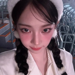 Telegram profile photo for cheese cat karina