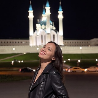 Telegram profile photo for Соня / Клиенты в Ваш Бизнес / РАЗРАБОТКА / ДИЗАЙН / САТЫ / ЛЕНДИНГИ / MINI APP