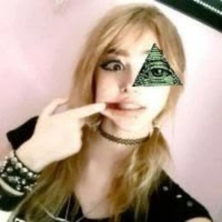 Telegram profile photo for максим дизайнер пикселей