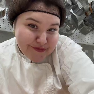 Telegram profile photo for Главная по булкам | Камила Абдуллина