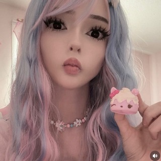 Telegram profile photo for emy’s diary 🧁
