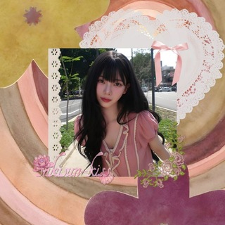 Telegram profile photo for 𑣲. Bℓoom-Kιѕѕ ۶ৎ