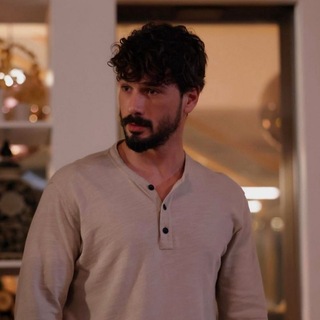 Telegram profile photo for لـ مُرتَضى 🇹🇷