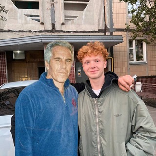 Telegram profile photo for самый популярный лайкер