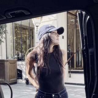 Telegram profile photo for 𝑅𝑜𝑠𝑒