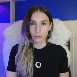 Telegram profile photo for Alisa Esage Шевченко 🌺🦋💻