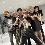 Telegram profile photo for midnight meadow | wayv