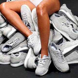 Telegram profile photo for Crocs_Кроссовки Лиля
