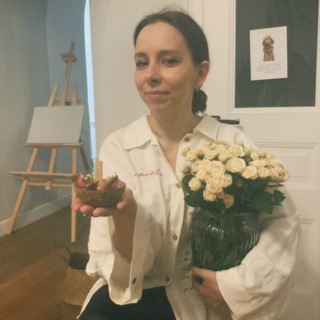 Telegram profile photo for Ann. Заметки творческой🕯️