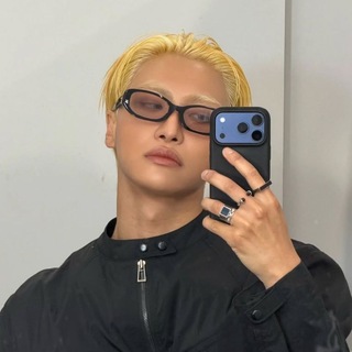 Telegram profile photo for "𝖻𝗋𝗈𝗈𝖽𝗒"