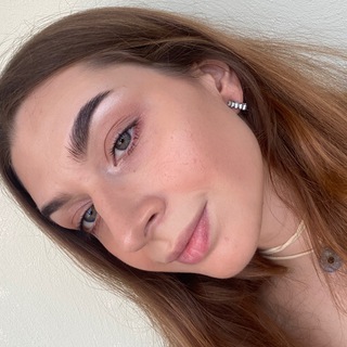 Telegram profile photo for ambassadora