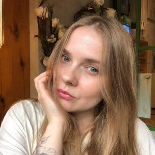 Telegram profile photo for С книгами в обнимку 💖