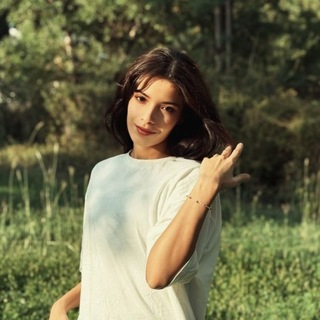 Telegram profile photo for بوسهخورده از آفتاب.