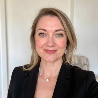 Telegram profile photo for Светлана Комарова / Психолог ✨ Жизнь до и после