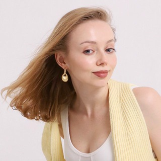 Telegram profile photo for Julia Mace