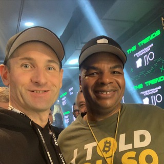 Telegram profile photo for Про100 про финансы и технологии