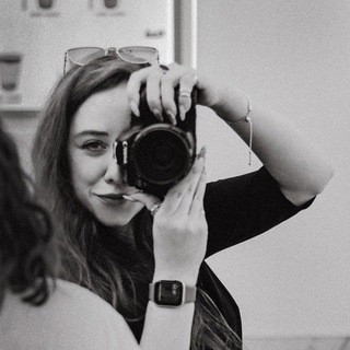Telegram profile photo for Lesya Lynch Photoshots (iPhone)