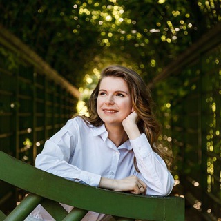 Telegram profile photo for Language Даша 🐝