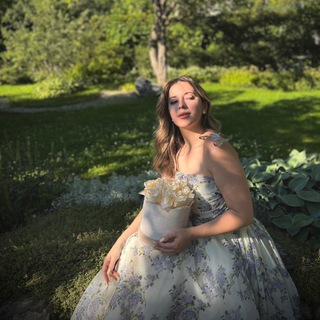 Telegram profile photo for Blooming Roses by Mrs.Juel
