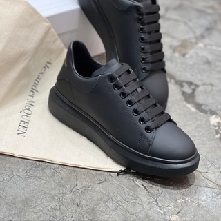 Telegram profile photo for WholesaleMenShoes🇹🇷👟🥾