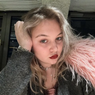 Telegram profile photo for dear Sofa🪩✶