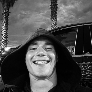 Telegram profile photo for Игрок по жизни