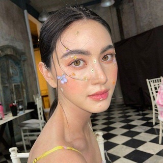 Telegram profile photo for Davika Hoorne